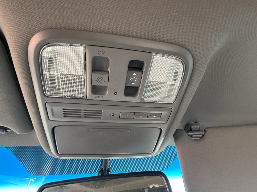 Used 2010 Honda Pilot EX-L image 21