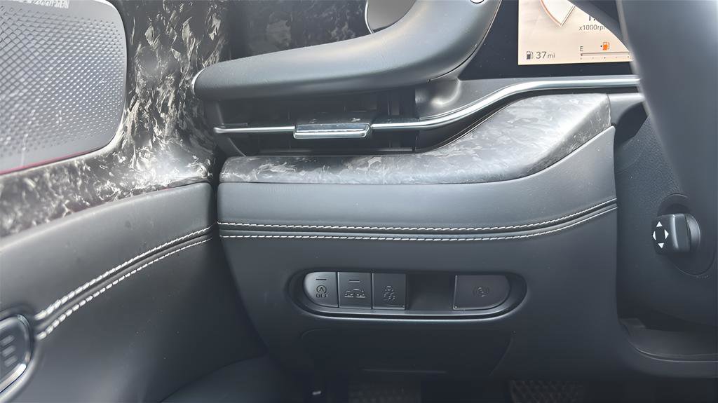 Used 2023 Genesis G90 3.5T image 19