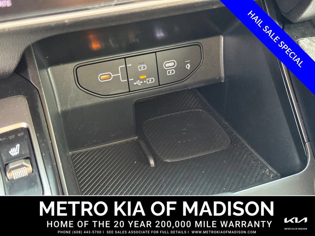 Used 2025 Kia Sorento S AWD/4WD image 25