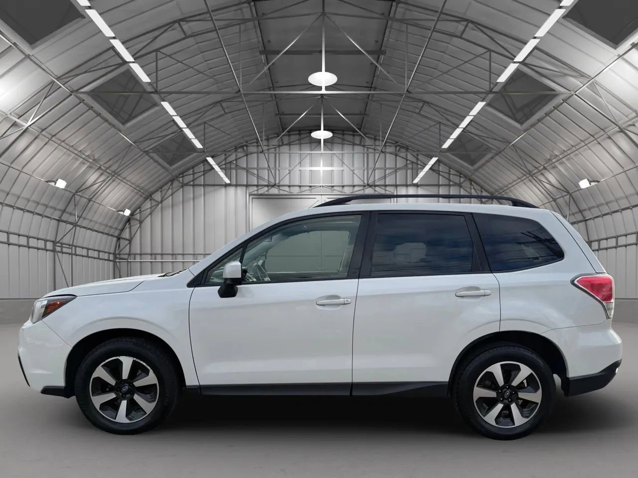 Used 2017 Subaru Forester 2.5i Premium image 7