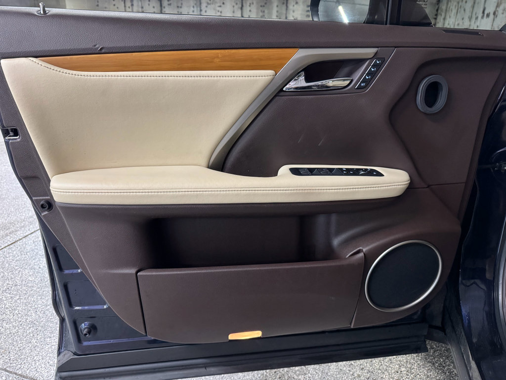 Used 2020 Lexus RX 350 FWD w/ Premium Package image 16