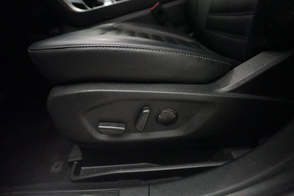 Used 2023 Ford Edge SEL w/ Convenience Package AWD/4WD image 32