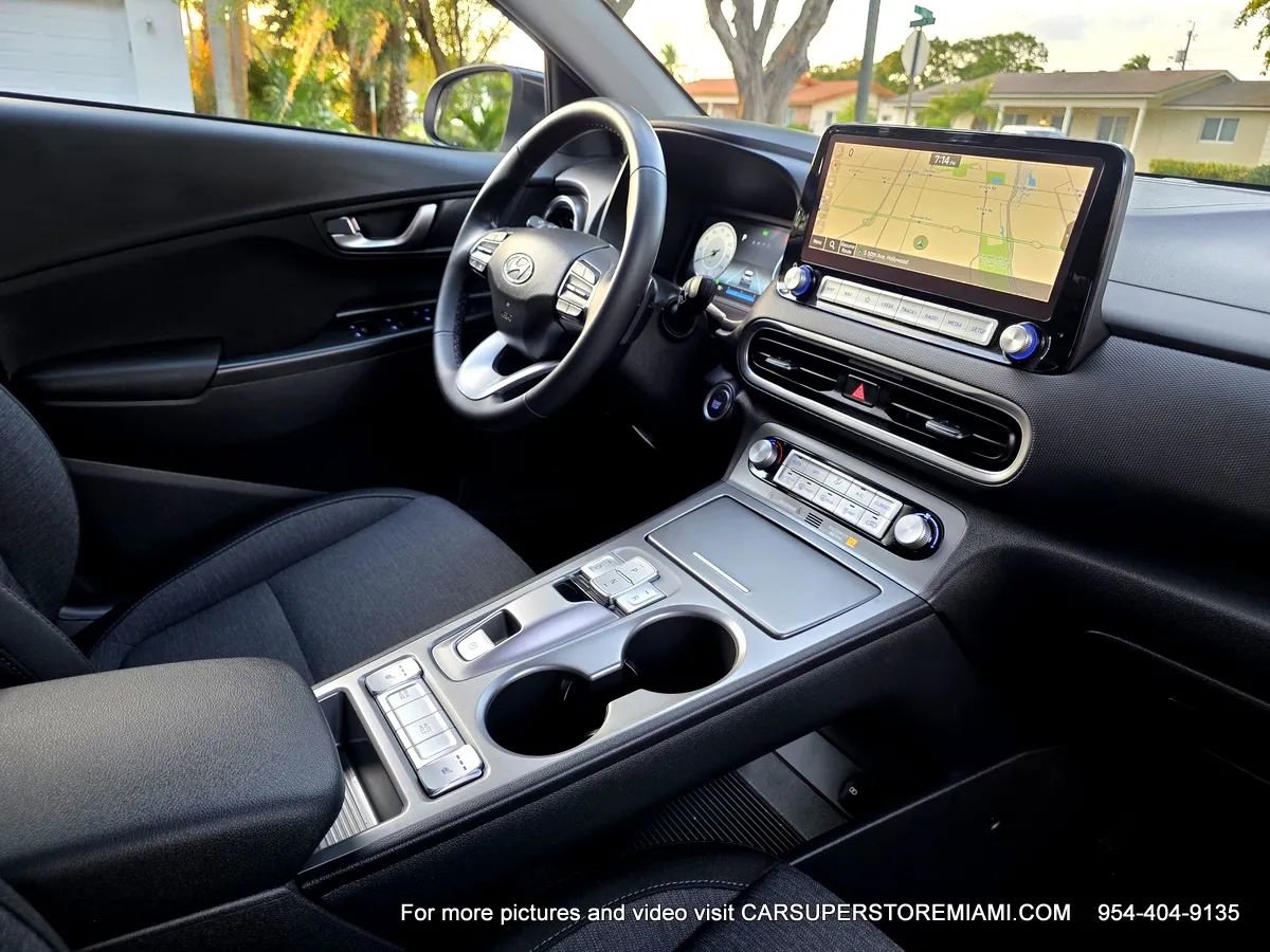Used 2023 Hyundai Kona SEL FWD image 52