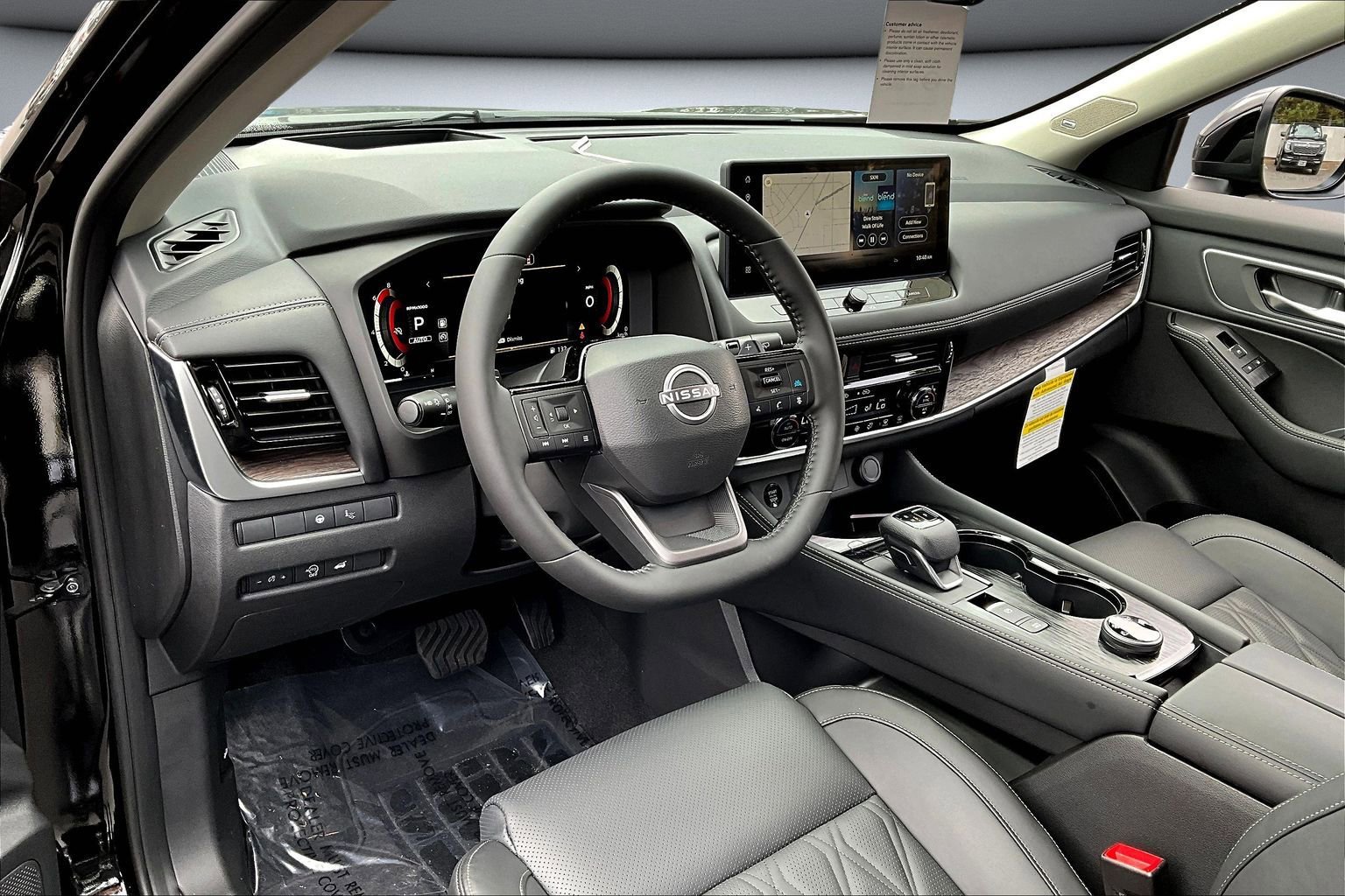 New 2026 Nissan Rogue Platinum image 7