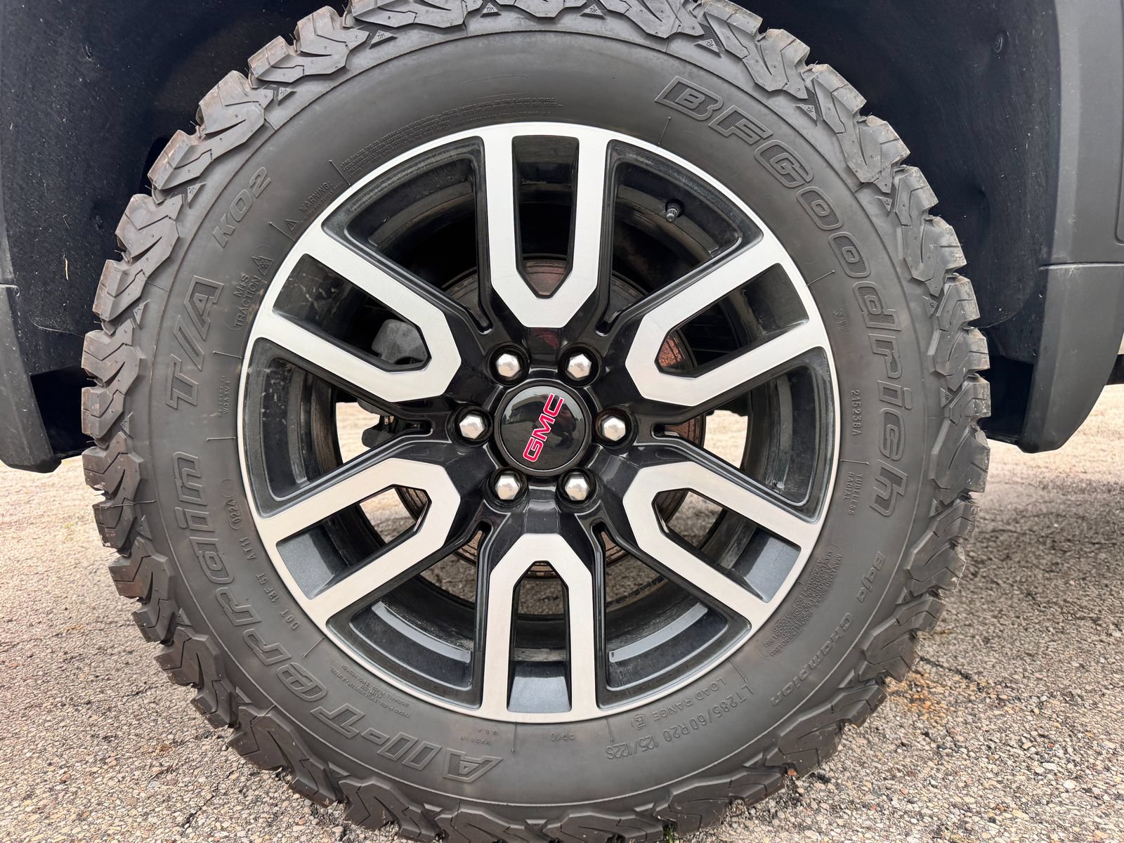 Used 2025 GMC Sierra 1500 AT4 AWD/4WD image 37
