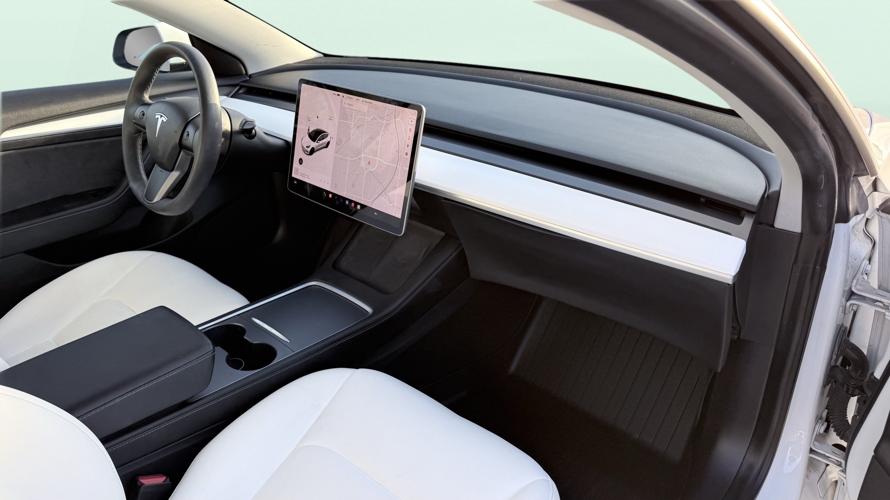 Used 2021 Tesla Model 3 Standard Range Plus RWD image 34