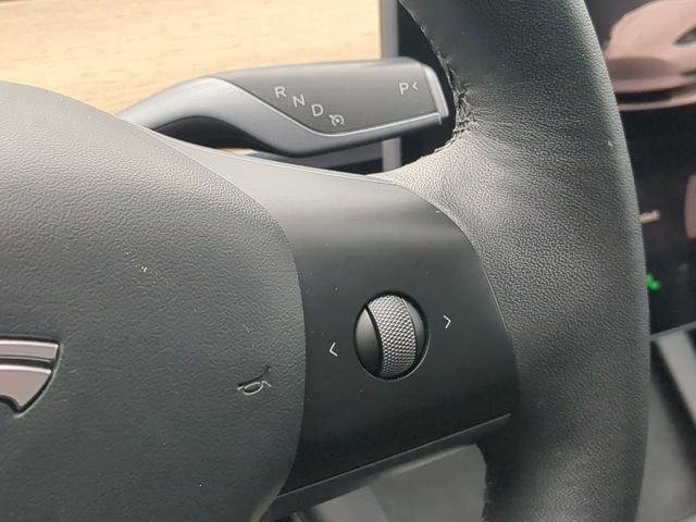 Used 2022 Tesla Model 3 Performance image 28