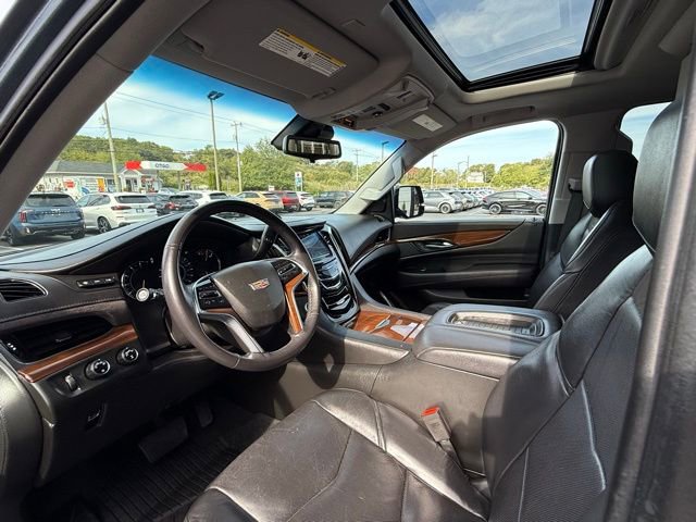 Used 2020 Cadillac Escalade Premium Luxury image 11