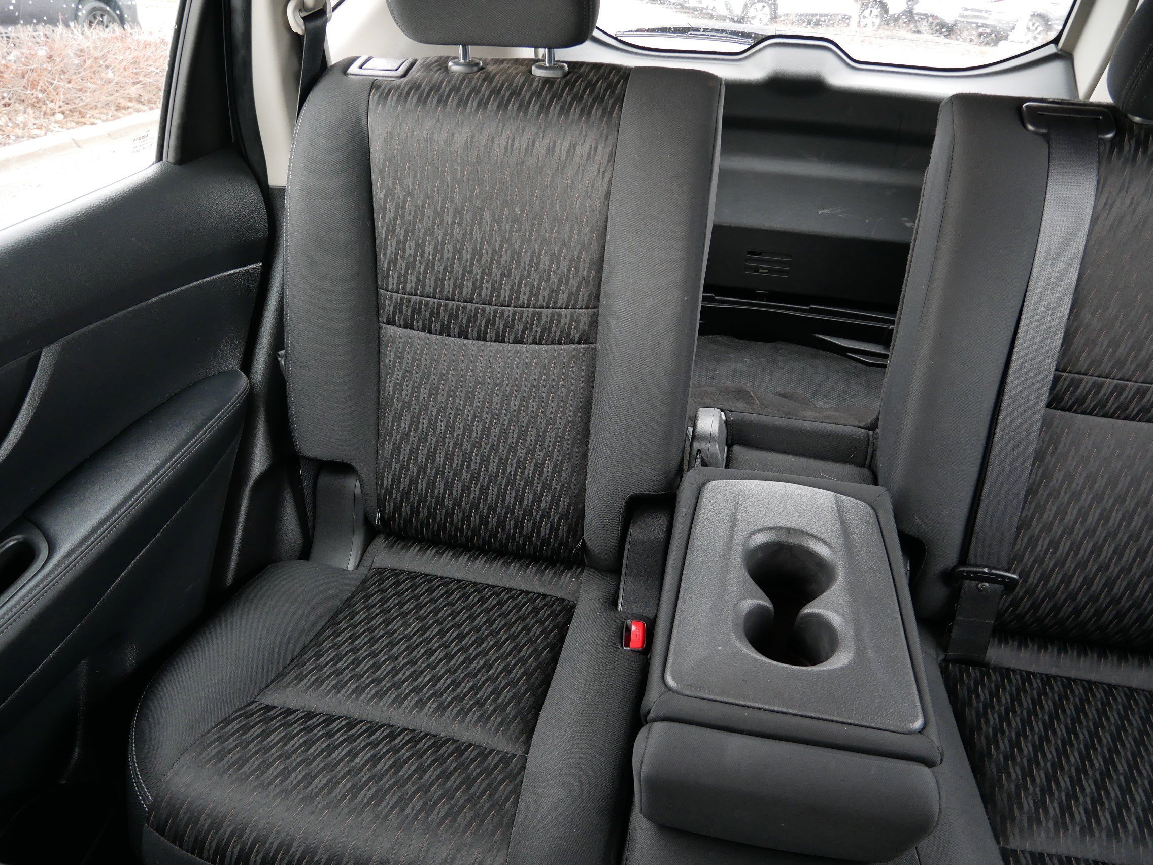 Used 2018 Nissan Rogue S image 12