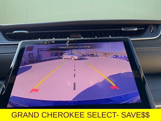New 2025 Jeep Grand Cherokee Limited w/ Black Appearance Package image 26
