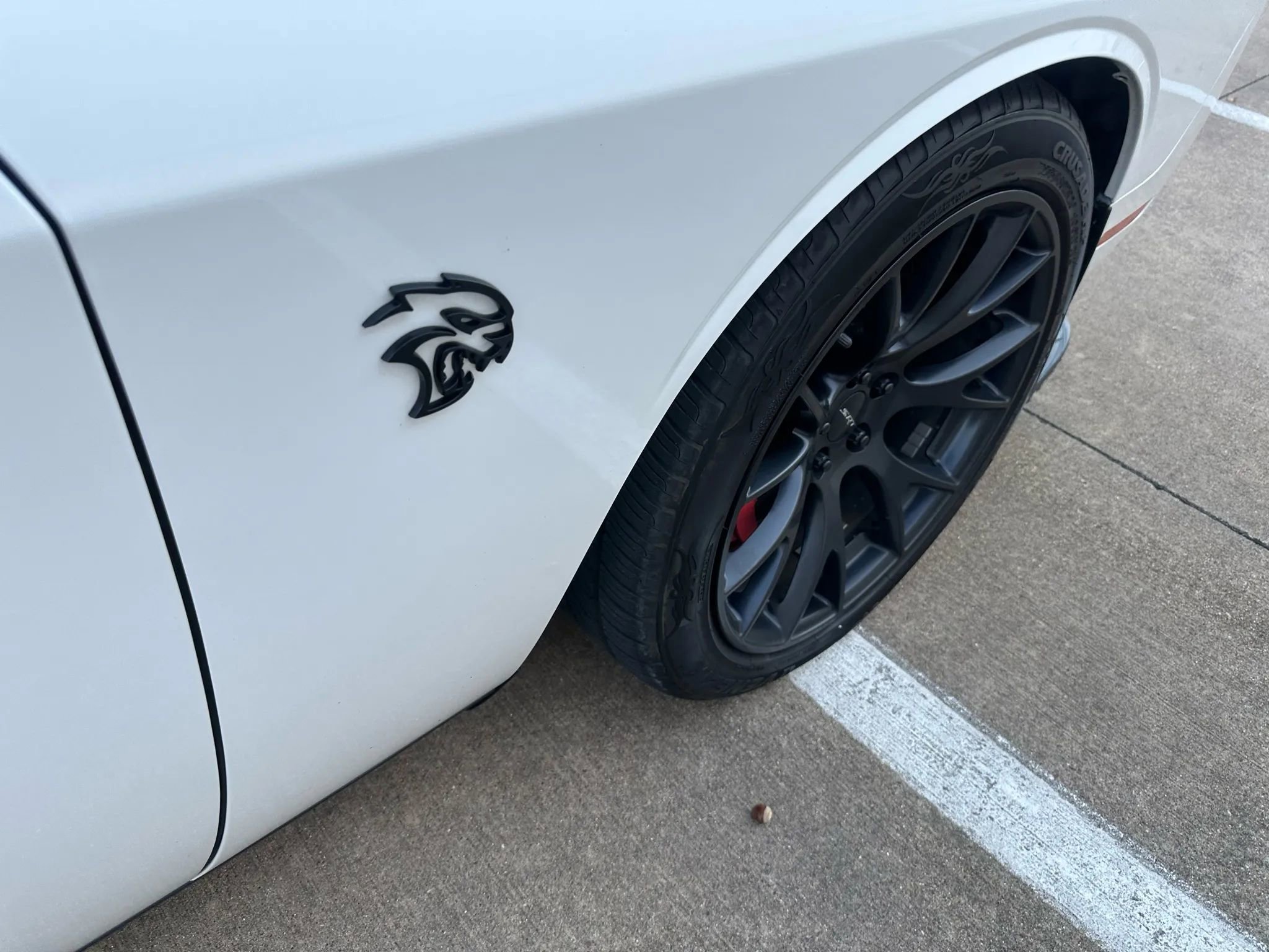 Used 2016 Dodge Challenger SRT Hellcat image 7