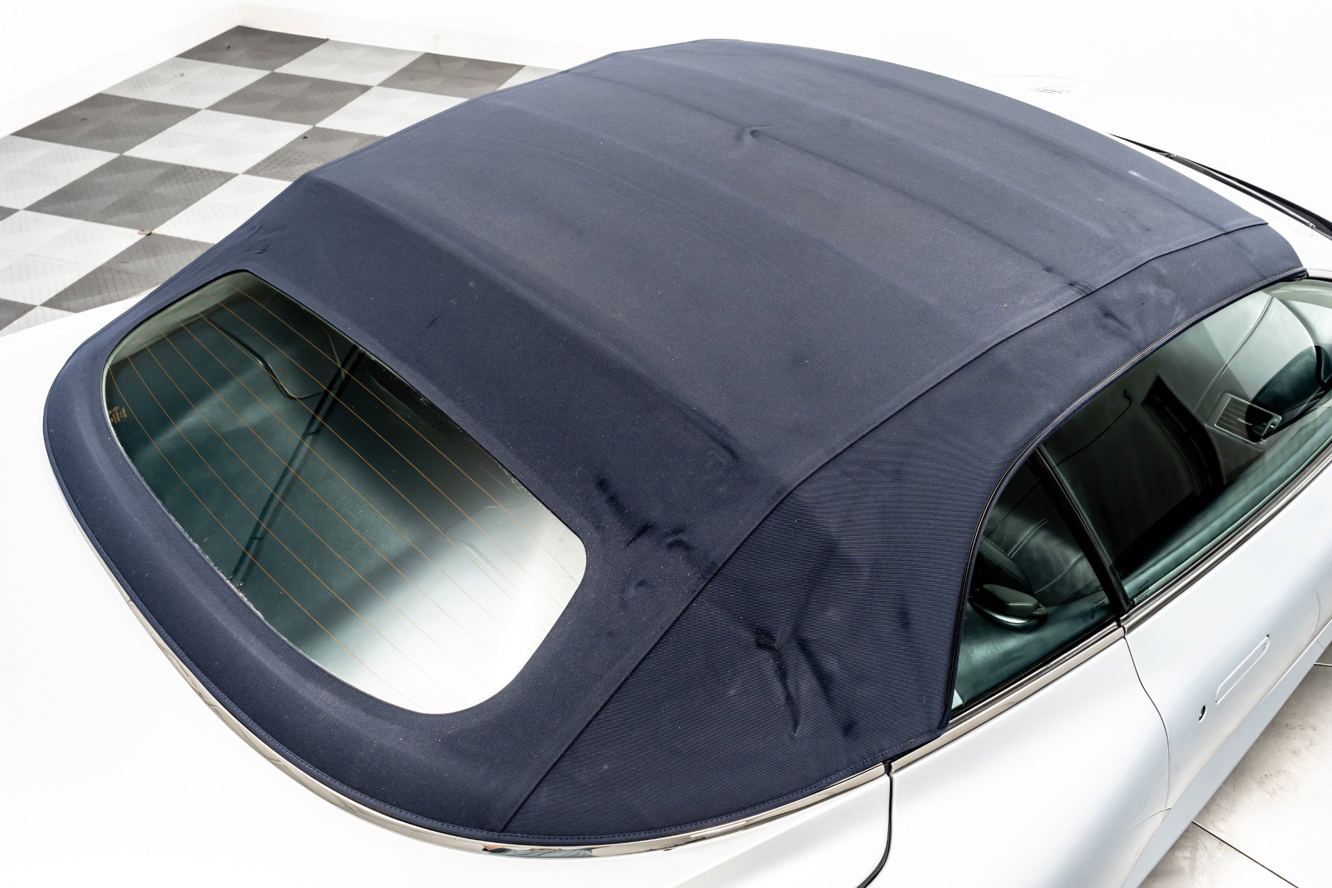 Used 2014 Aston Martin DB9 Volante image 34