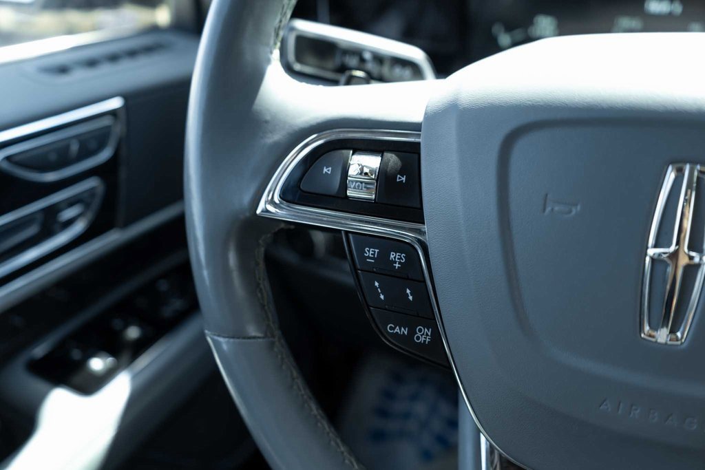 Used 2021 Lincoln Navigator L Reserve image 22