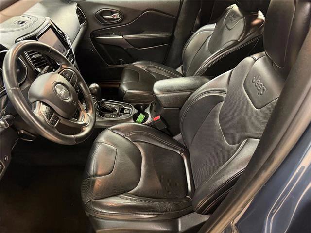 Used 2019 Jeep Cherokee Limited image 18