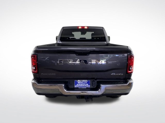 Used 2025 RAM 2500 Big Horn AWD/4WD image 10