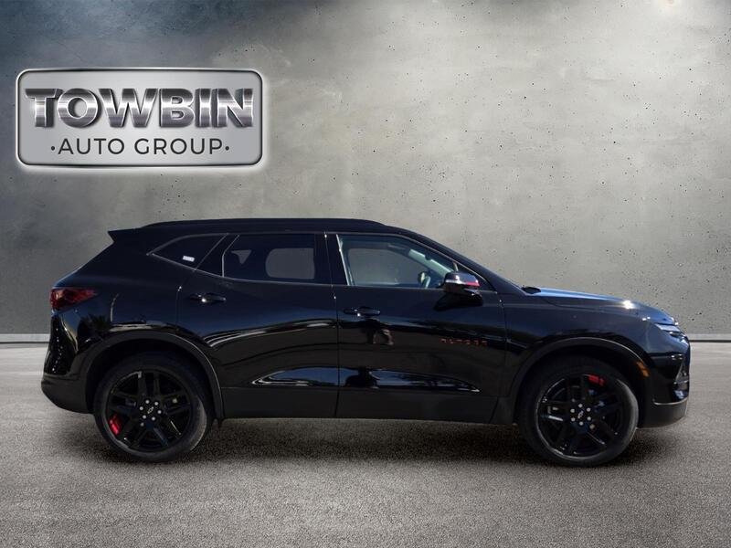 Used 2023 Chevrolet Blazer LT AWD/4WD image 3