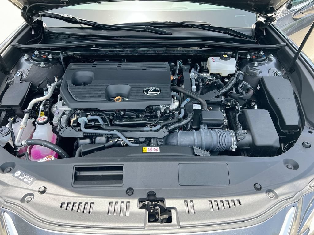 Certified 2025 Lexus ES 300h w/ Premium Package FWD image 10