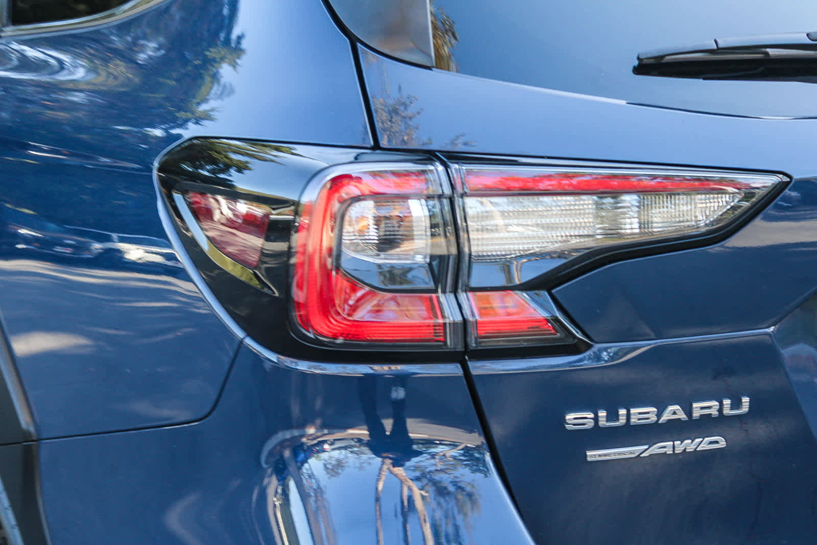 Certified 2023 Subaru Outback Limited XT AWD/4WD image 7