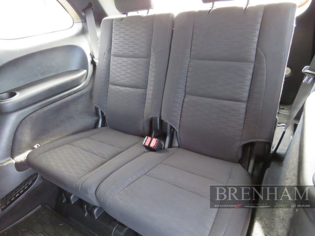 Used 2020 Dodge Durango SXT image 17