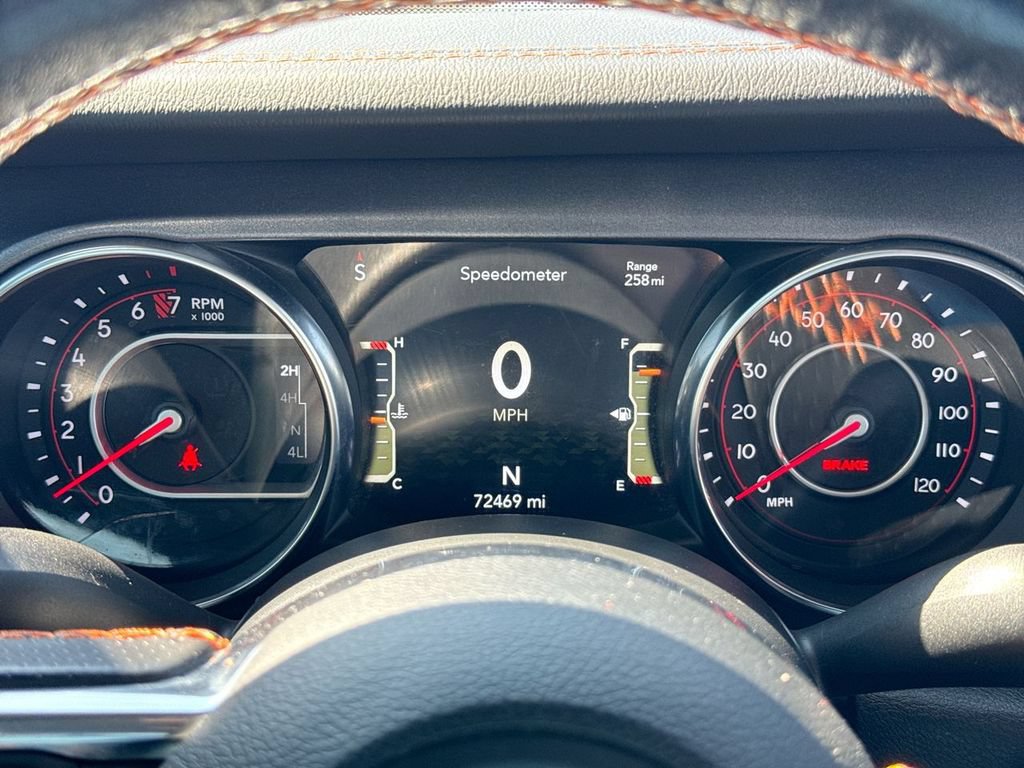 Used 2021 Jeep Gladiator Mojave w/ Dual Top Group AWD/4WD image 15