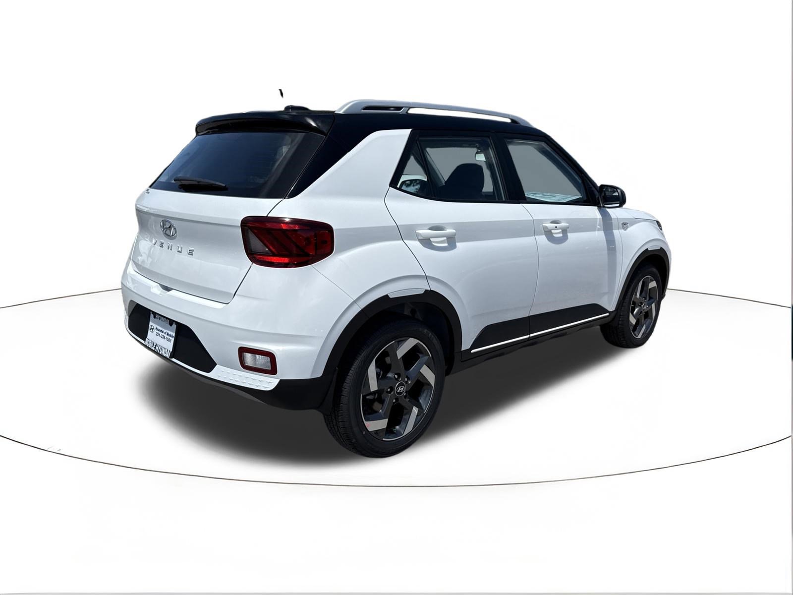 New 2026 Hyundai Venue SEL image 3