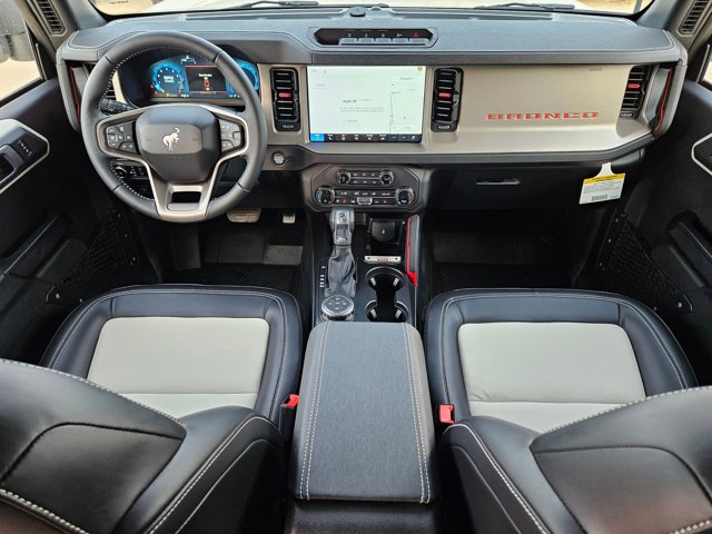 New 2026 Ford Bronco Outer Banks AWD/4WD image 15