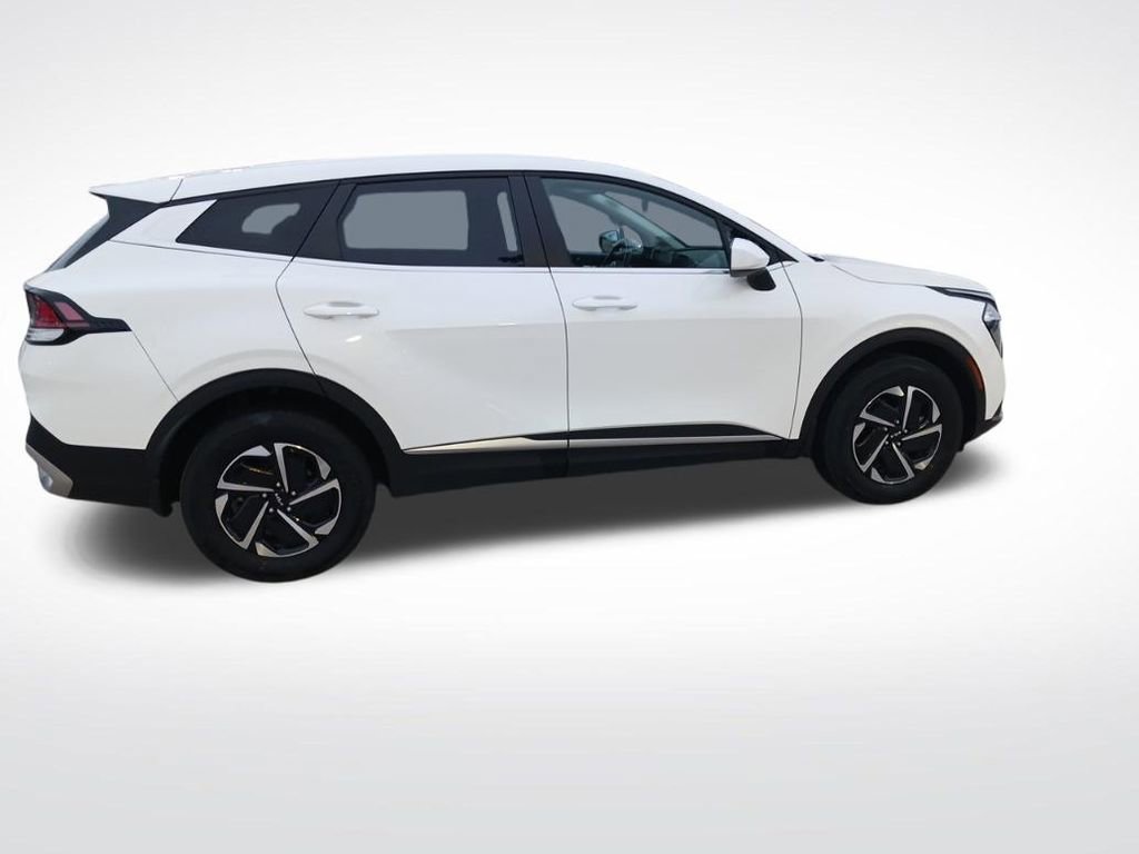 Used 2023 Kia Sportage LX image 28