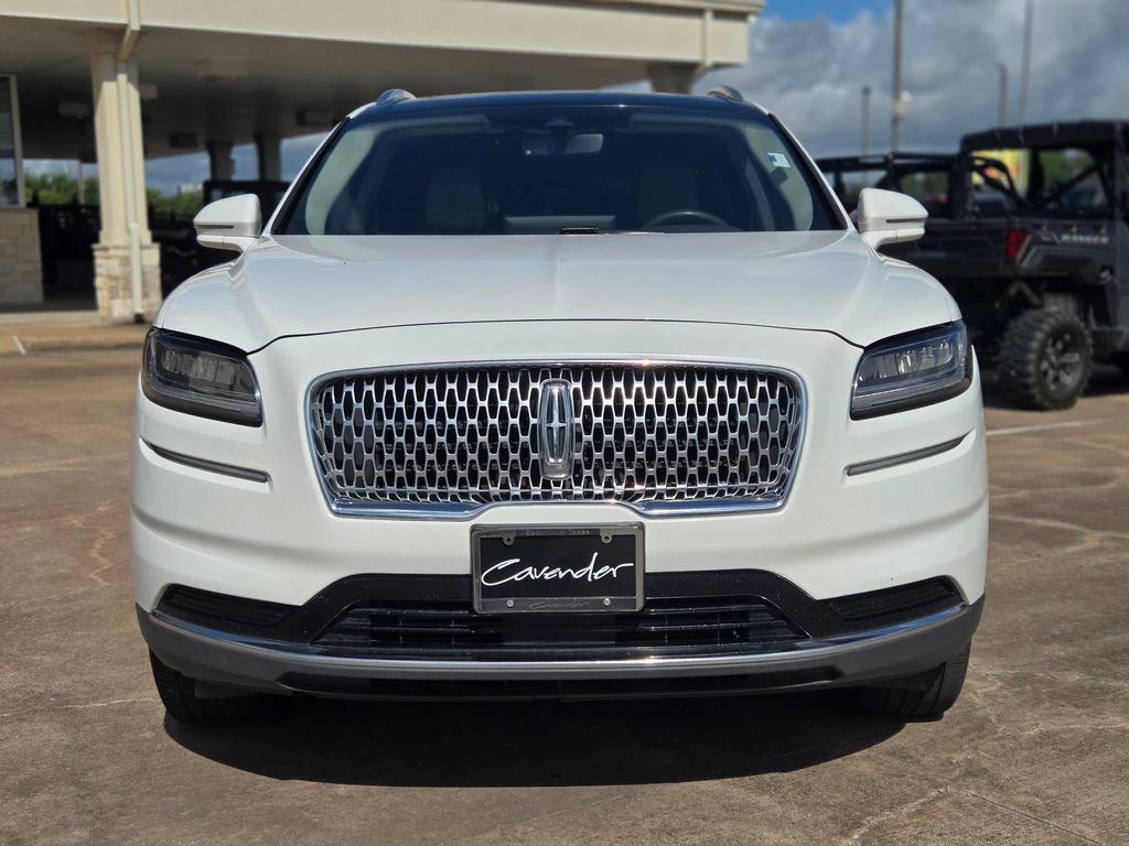 Used 2022 Lincoln Nautilus Reserve w/ Luxury Package FWD image 2