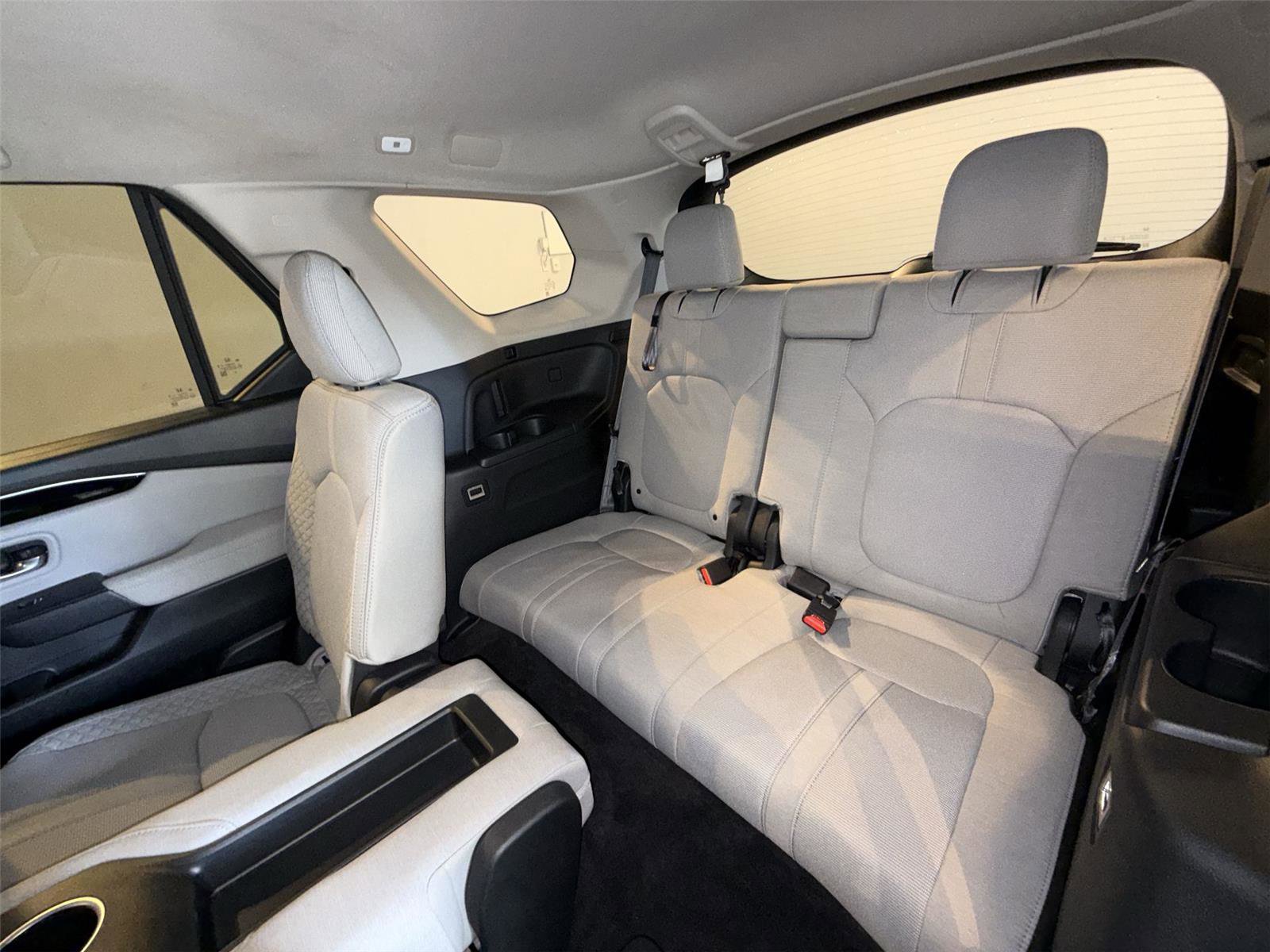 Certified 2023 Honda Pilot LX image 24