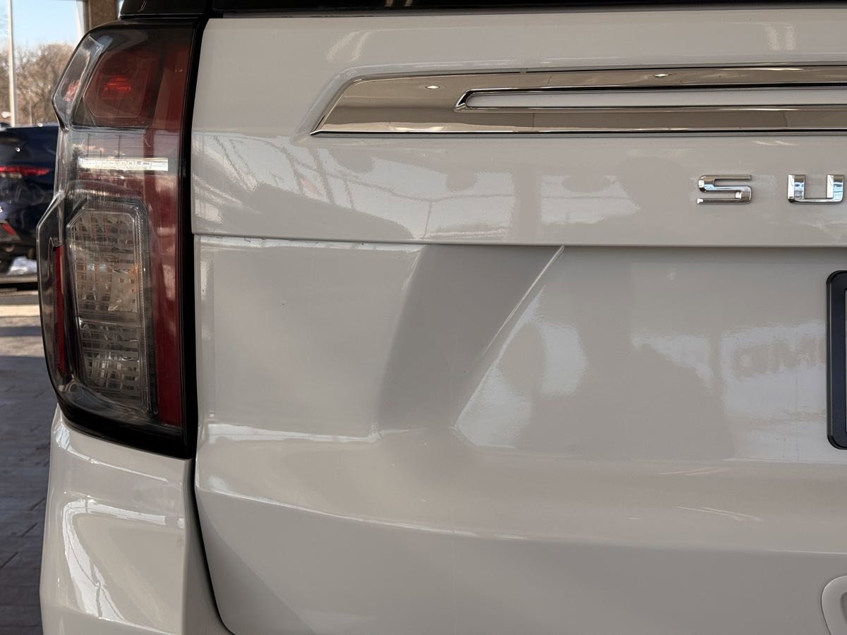 Used 2023 Chevrolet Suburban Premier image 15