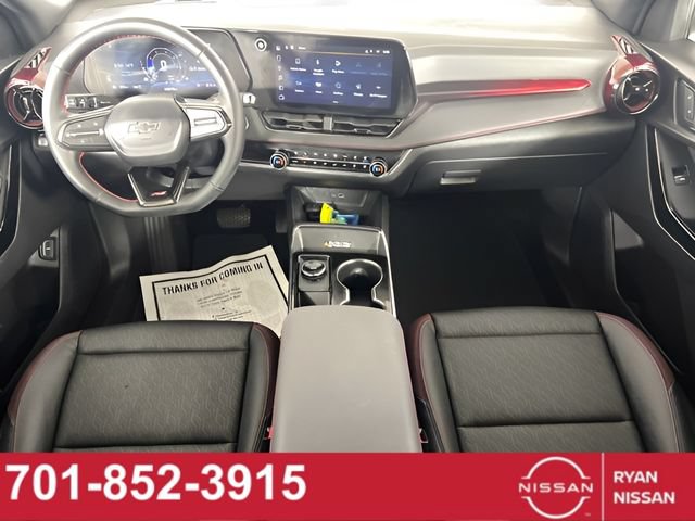 Used 2025 Chevrolet Equinox RS w/ Safety and Technology Package AWD/4WD image 2