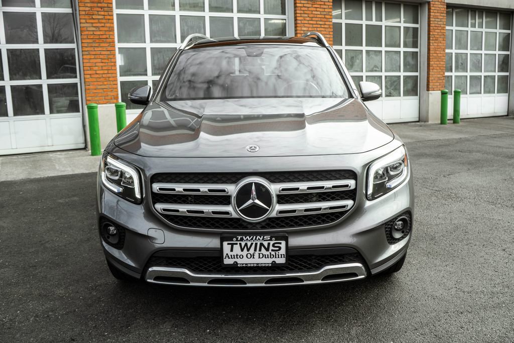 Used 2022 Mercedes-Benz GLB 250 4MATIC w/ Premium Package Lite image 32