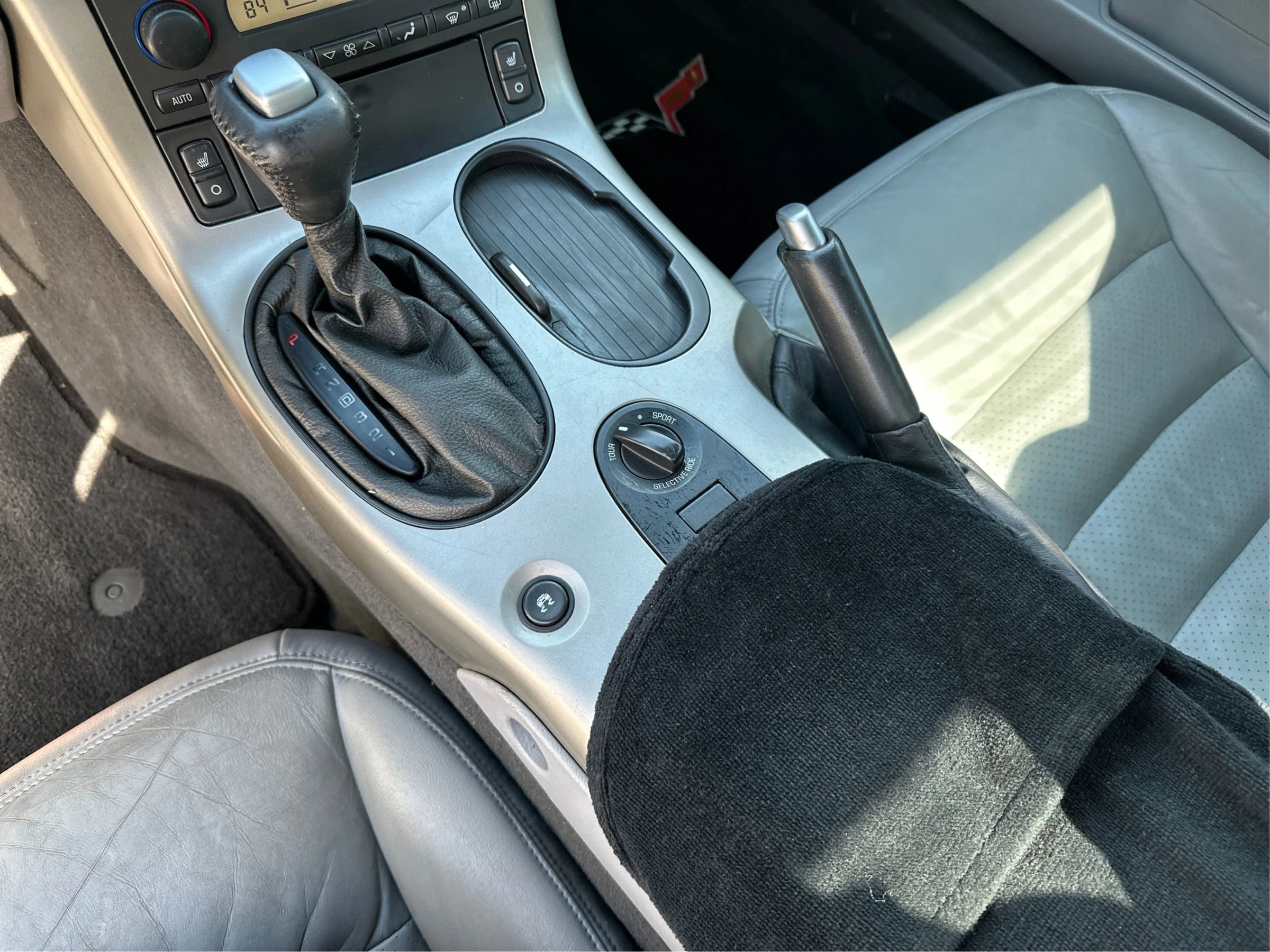 Used 2005 Chevrolet Corvette Convertible w/ Preferred Equipment Group image 14