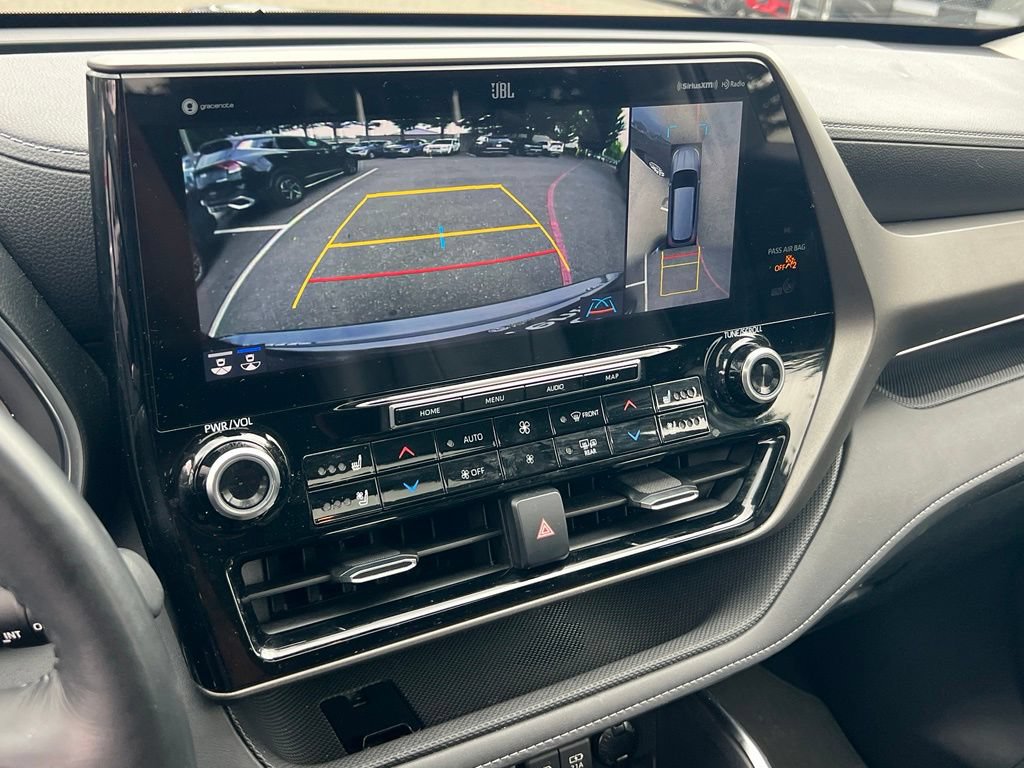 Used 2020 Toyota Highlander Limited AWD/4WD image 18