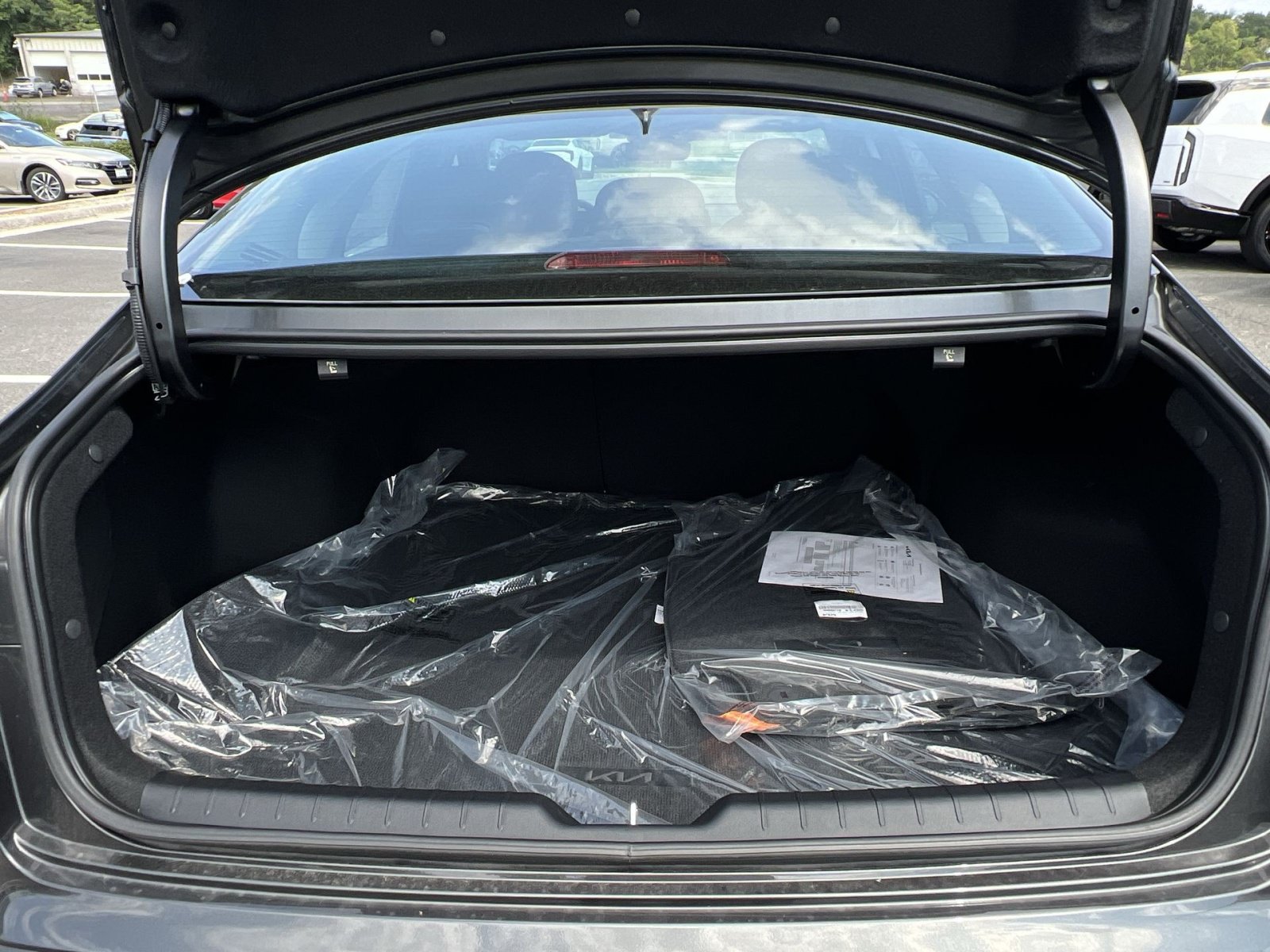 New 2026 Kia K4 EX FWD image 33