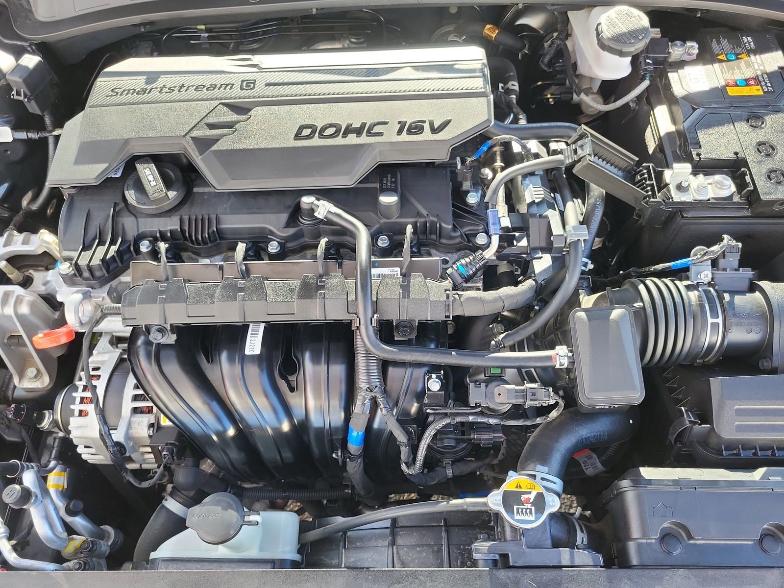 Used 2023 Hyundai Elantra SE image 27