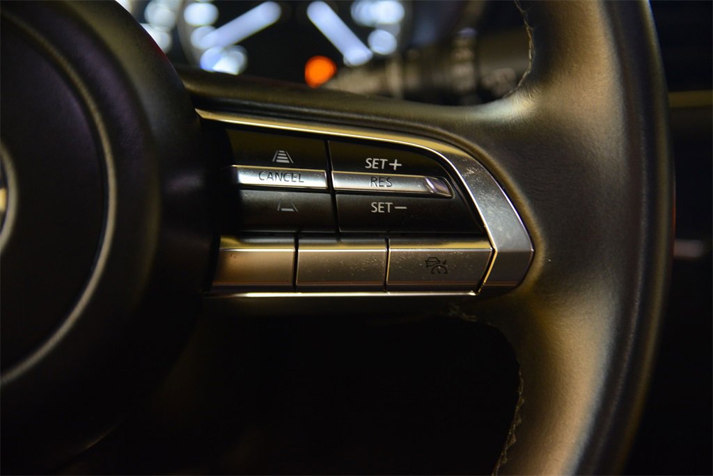 Used 2020 MAZDA MAZDA3 Hatchback w/ Premium Package image 17