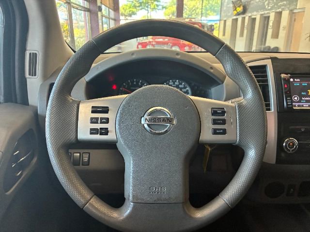 Used 2019 Nissan Frontier SV image 18