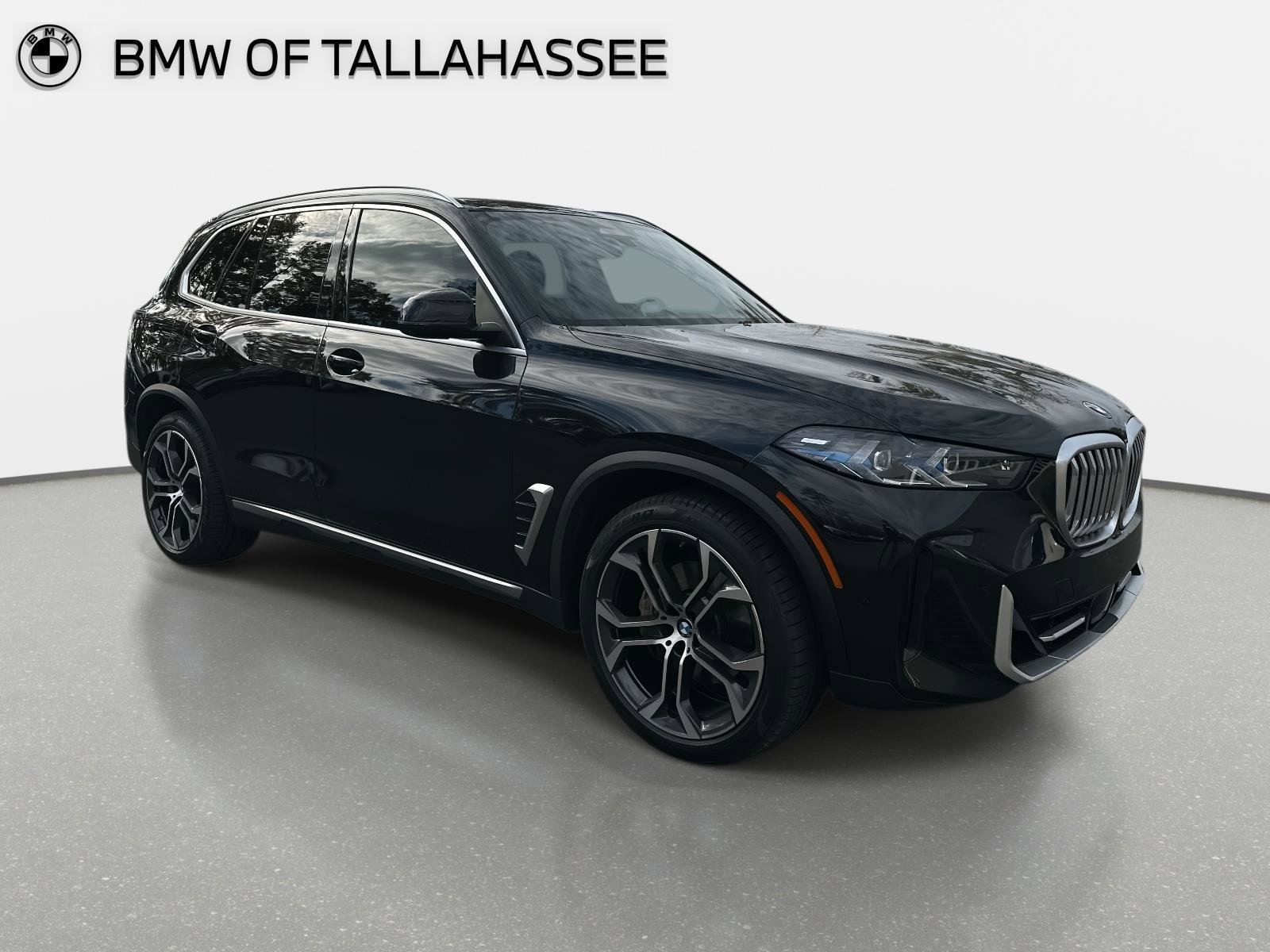 Used 2024 BMW X5 xDrive40i w/ Premium Package image 7