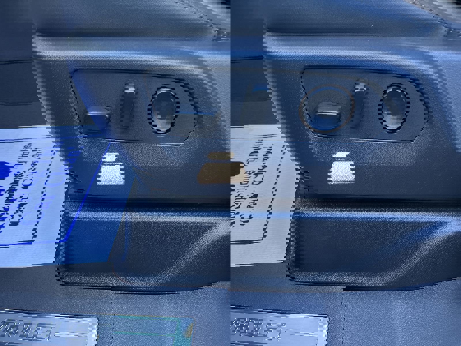 New 2026 Chevrolet Suburban Z71 image 15