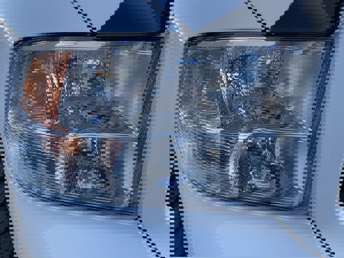 Used 2022 RAM 1500 Classic SLT image 9