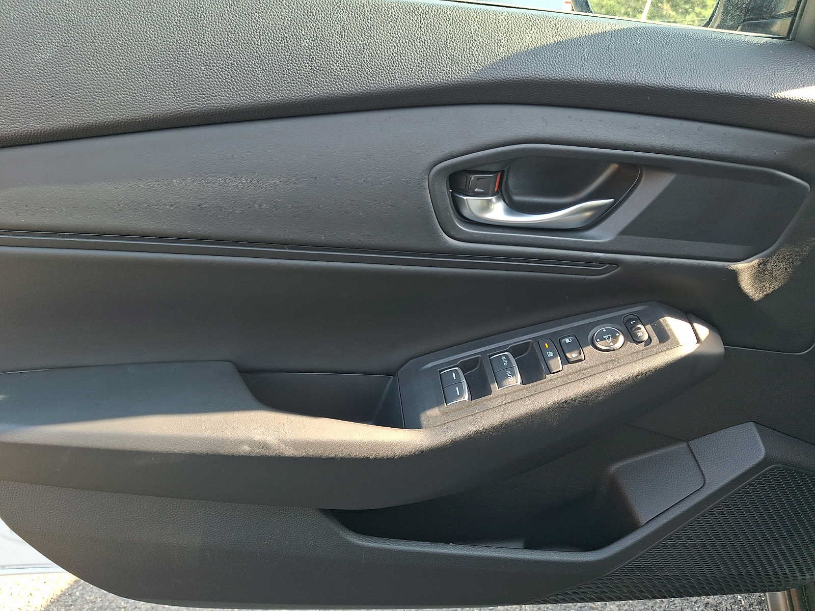 Certified 2024 Honda Accord EX image 12