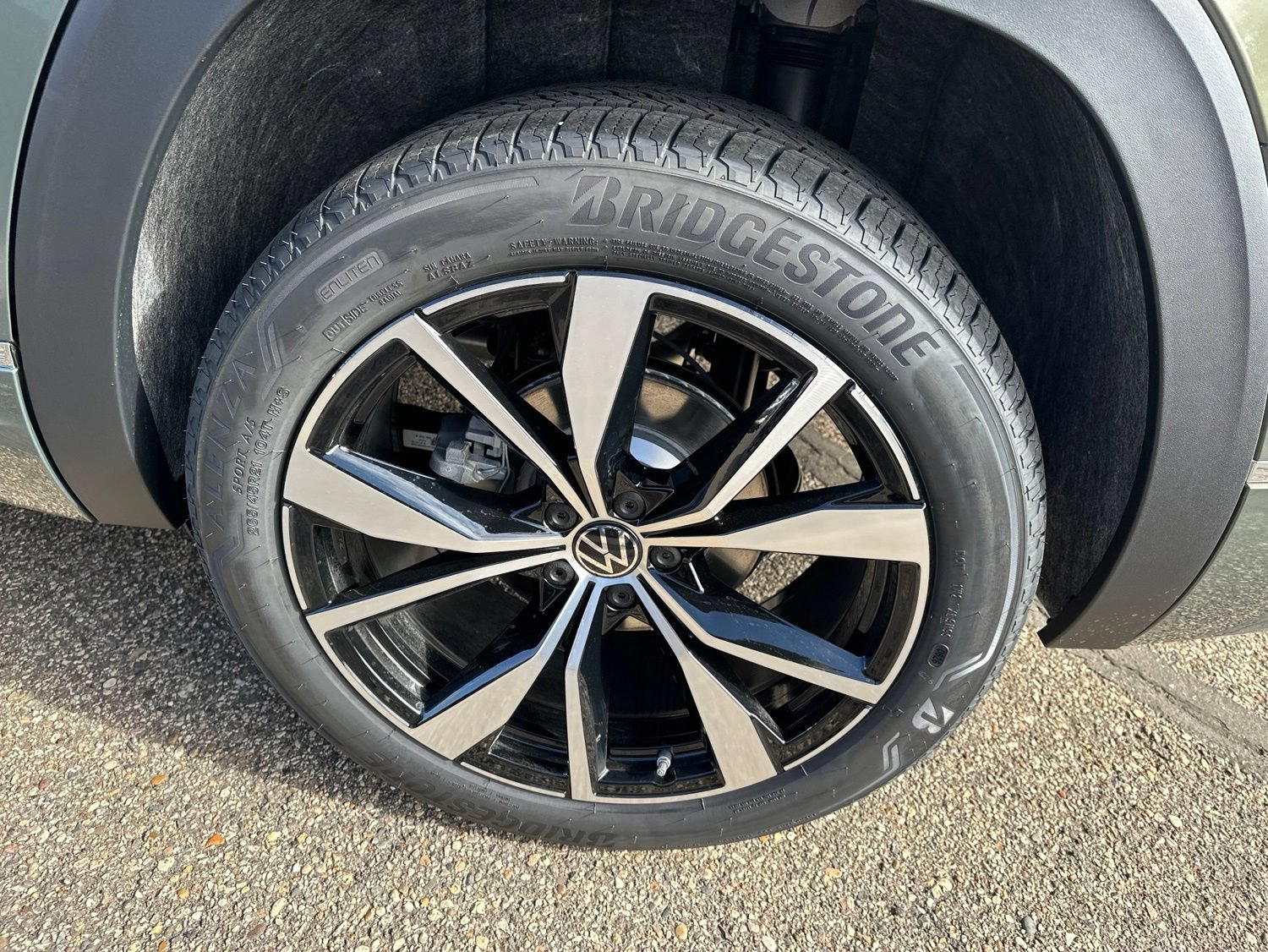 New 2026 Volkswagen Atlas SEL Premium R-Line AWD/4WD image 9