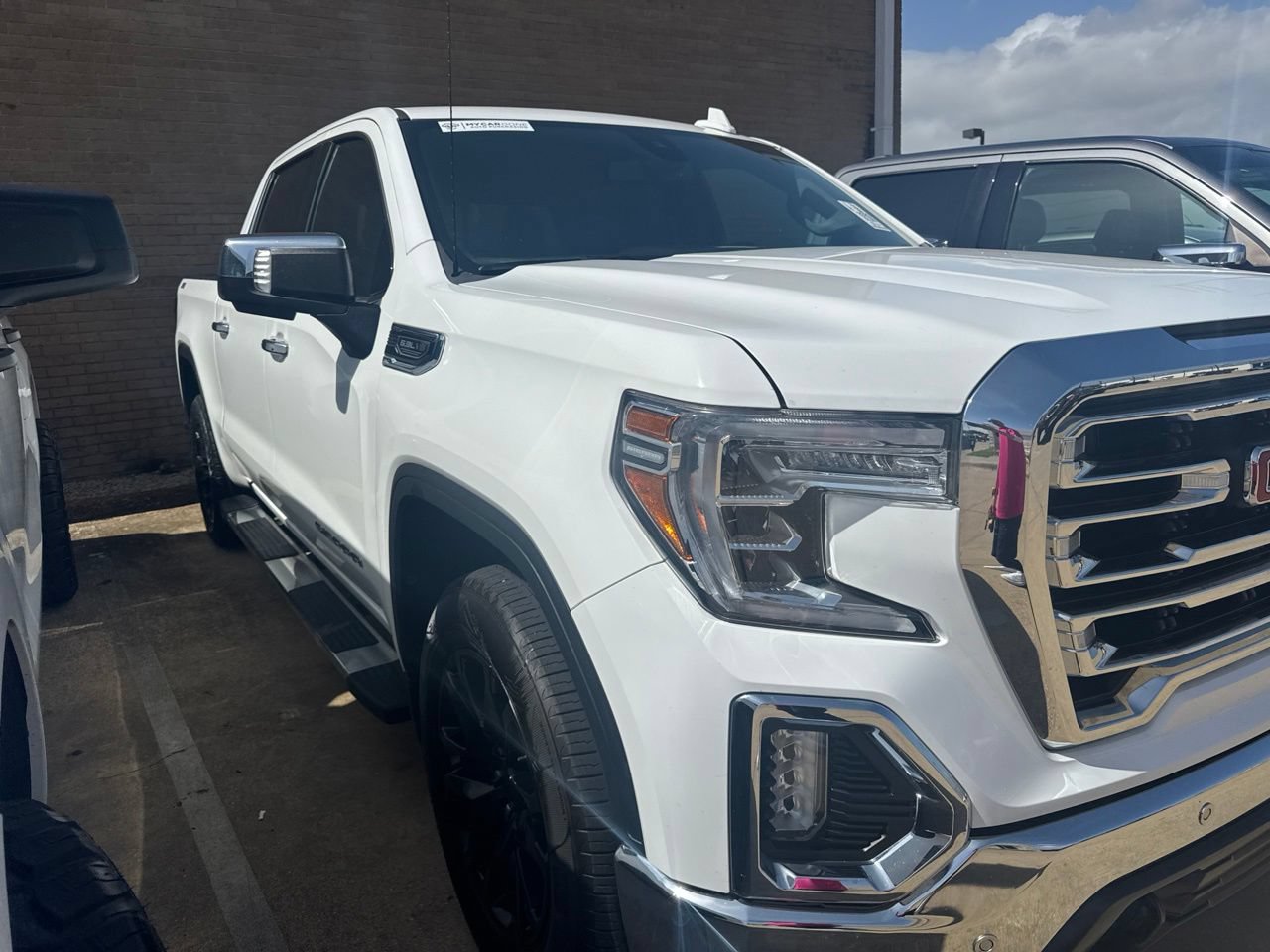 Used 2020 GMC Sierra 1500 SLT w/ SLT Premium Plus Package AWD/4WD image 3