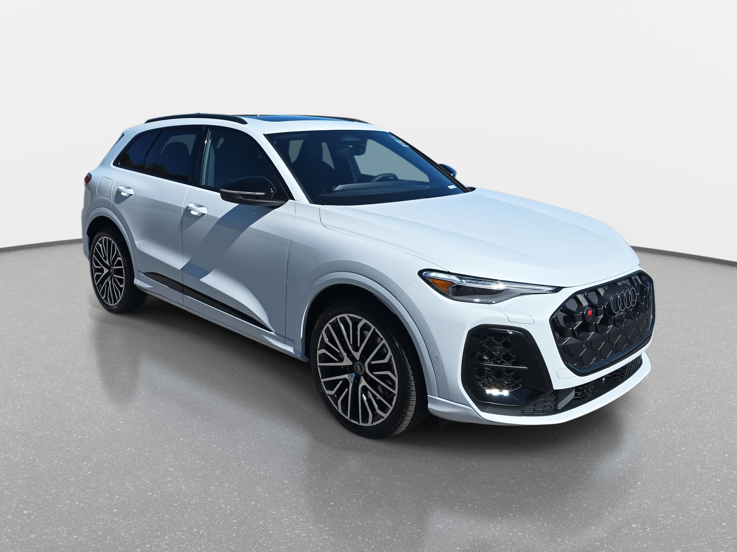 New 2025 Audi SQ5 Premium Plus image 3