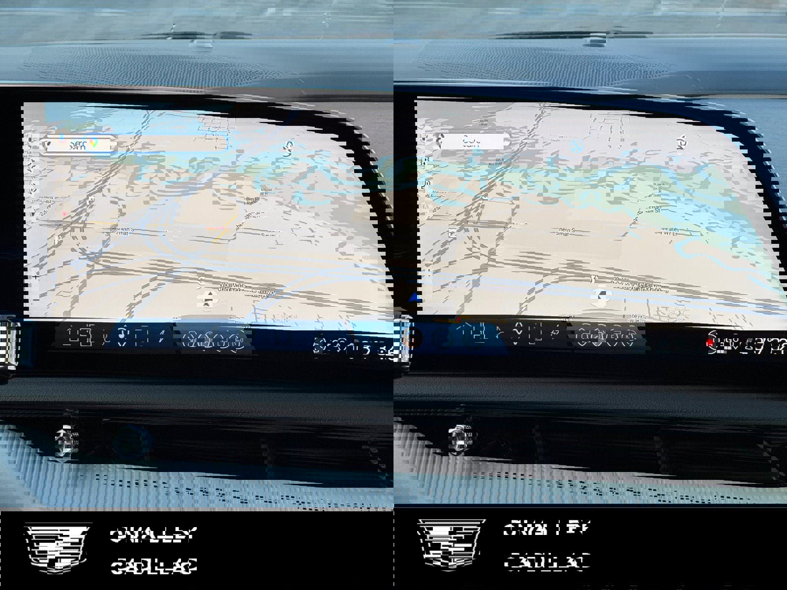 New 2026 Cadillac Optiq Sport 1 w/ LPO, Floor Liner Package AWD/4WD image 18