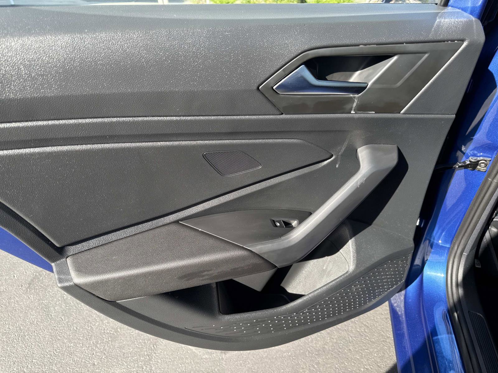 Certified 2024 Volkswagen Jetta Sport image 8