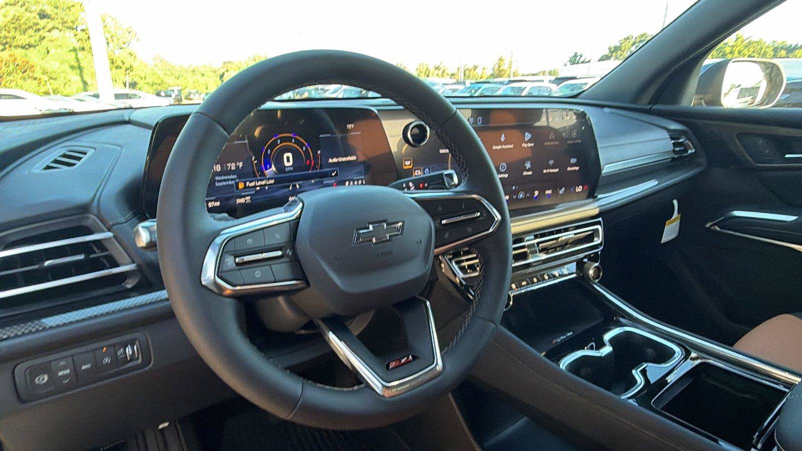 New 2027 Chevrolet Traverse Z71 w/ Driver Confidence Package AWD/4WD image 23