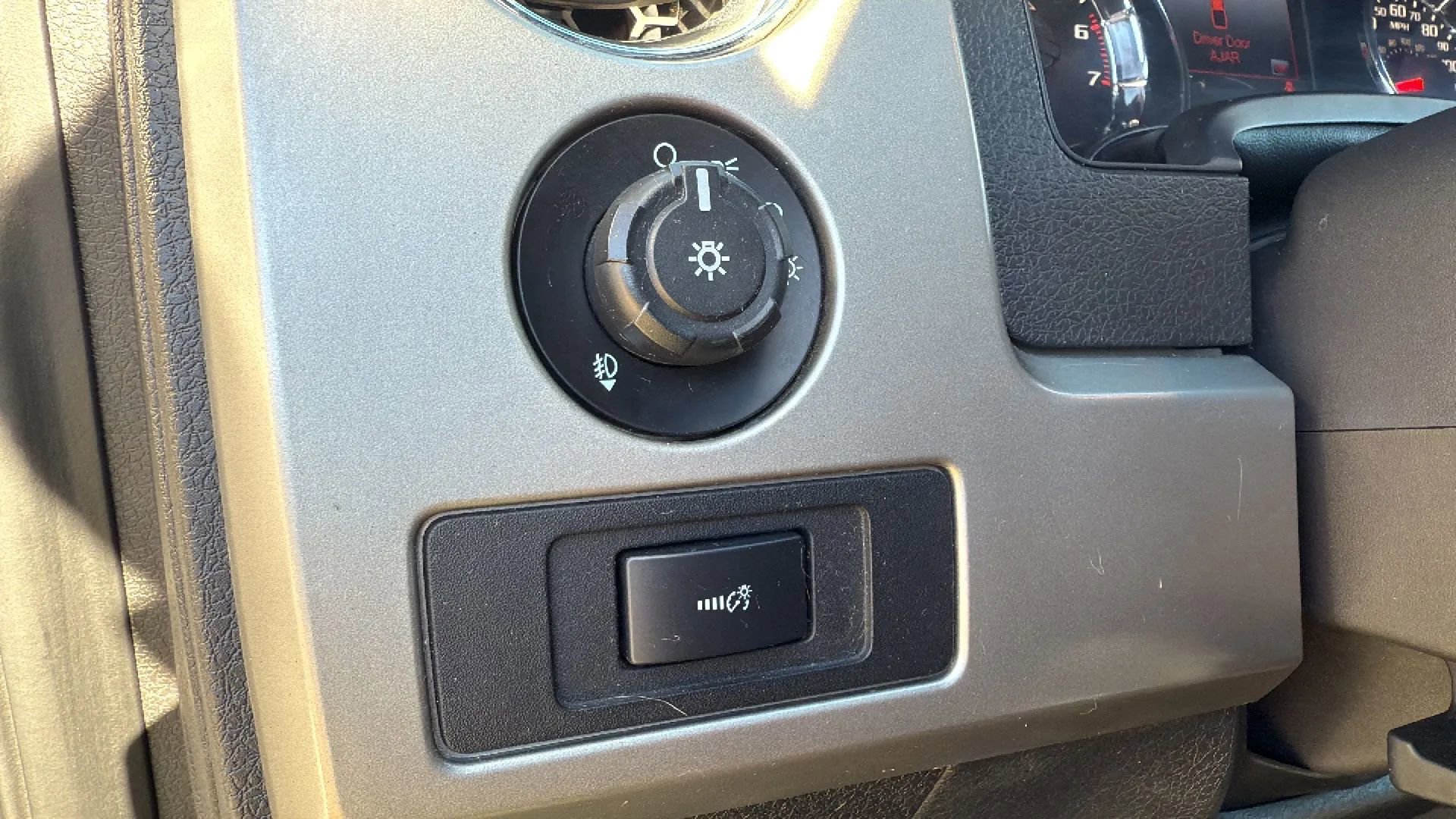 Used 2014 Ford F150 FX4 w/ Equipment Group 402A Luxury image 42