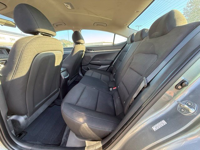 Used 2019 Hyundai Elantra SE w/ Cargo Package FWD image 12